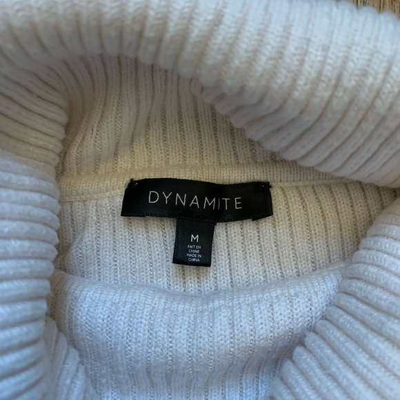 Dynamite cropped turtleneck sweater - Picture 2 of 2